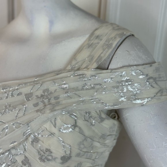 Nicole Miller Silk One Shoulder Dress Maxi 10 Long Foil Silver White Gown Size 2 - Picture 6 of 16
